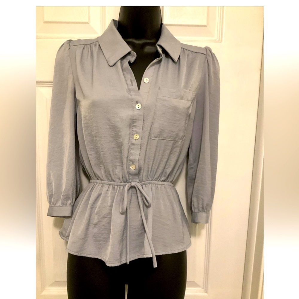 Monteau Los Angeles Light Steel Blue‎ Button Up Top Size Small